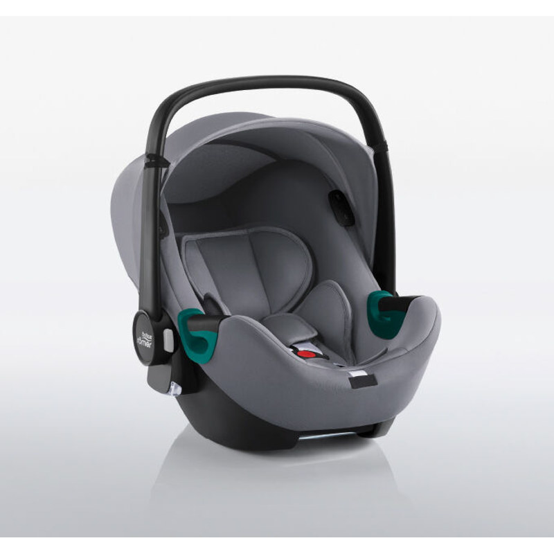 Dreiviertelansicht der Britax Römer Baby-Safe 3 i-Size vorne links in grau