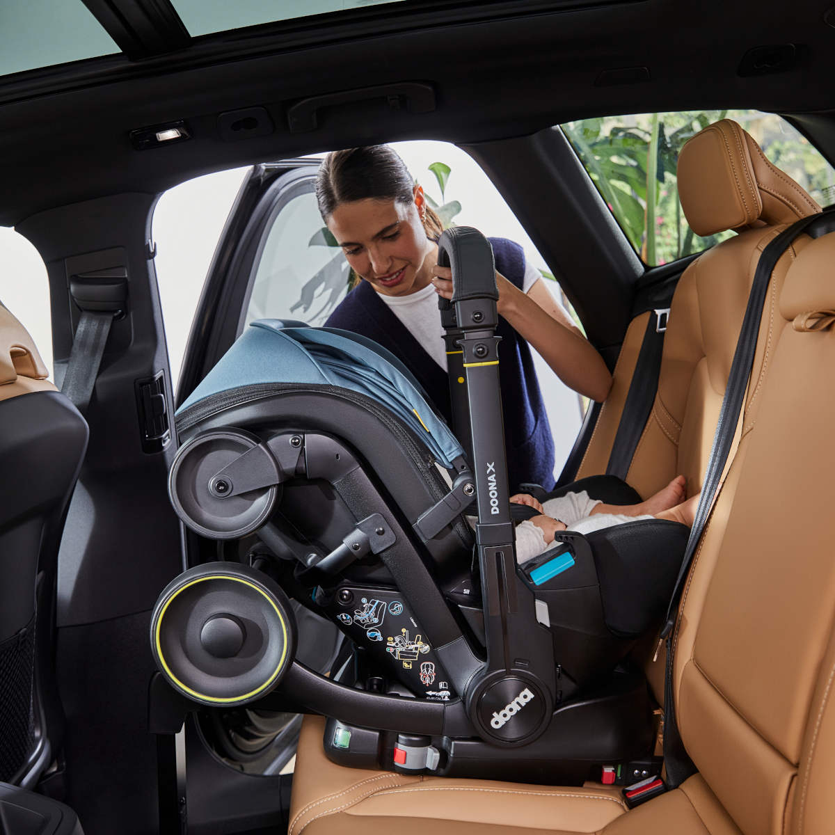 Doona X im Auto verwendet