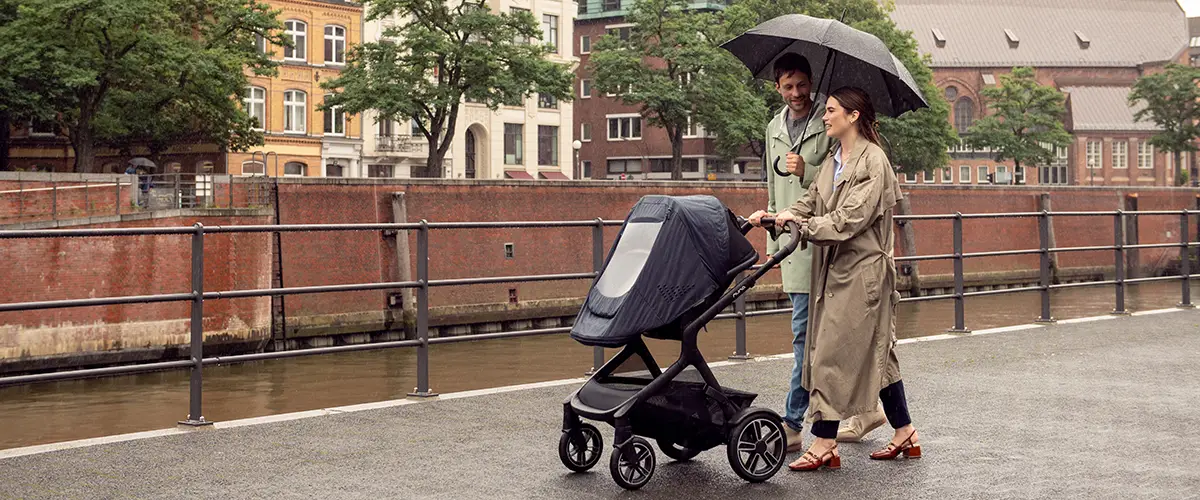 Nuna DEMI™ next Kinderwagen mit magnetischem Verschluss Nuna DEMI™ next Kinderwagen mit magnetischem Verschluss